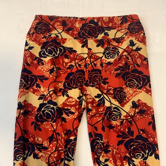 Lularoe Leggings One Size - Picture 2 of 3
